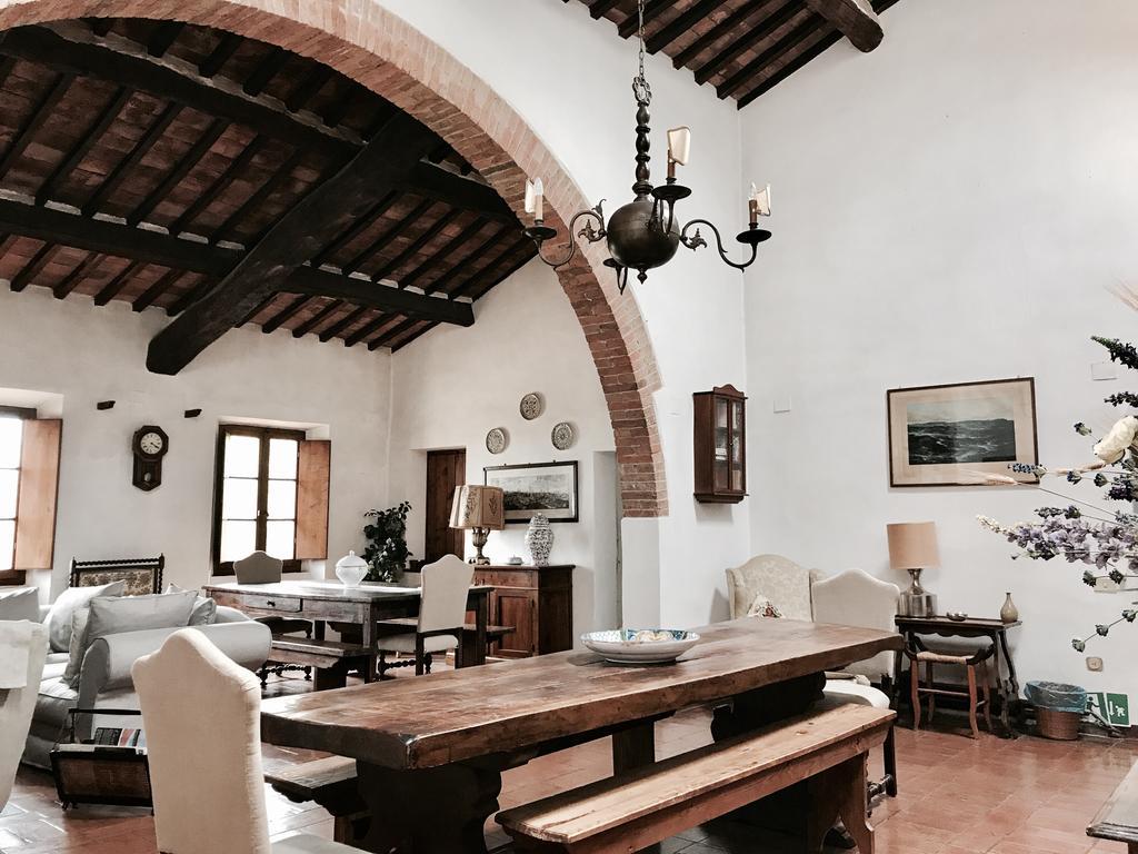 モンテリッジョーニ Agriturismo Biologico Ebbioヴィラ エクステリア 写真